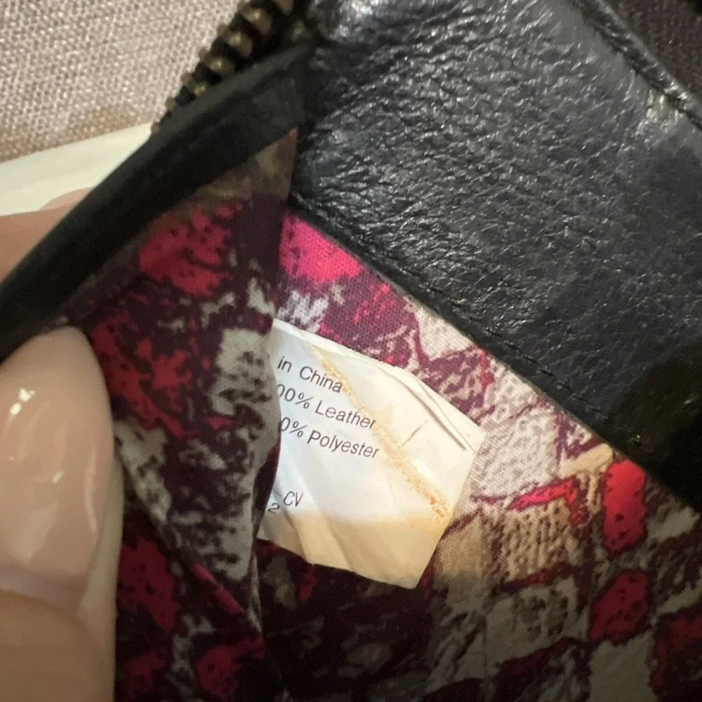 Elliott Lucca Zip Around Leather Wristlet Hand Painted Peacock Feather‎